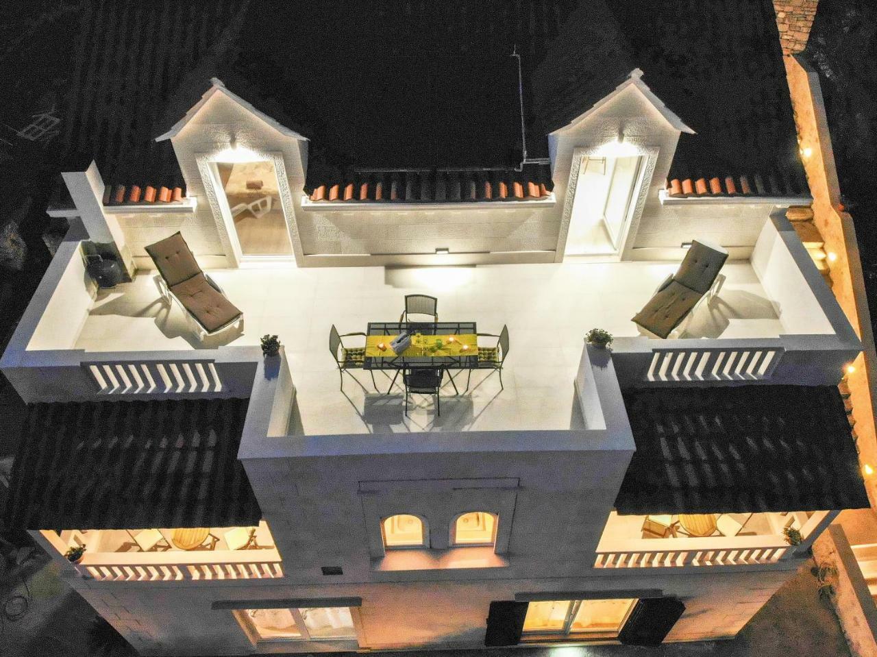 Villa Mar 1 - Luxury Apartments Pucisca Bagian luar foto